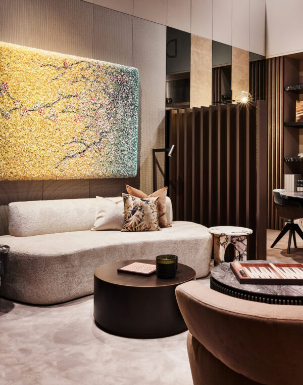 Luxe interieur Dami Luxury Interior salontafel, bijzettafel en kussens